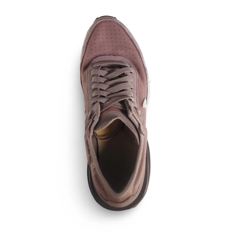 Nike 6y clean 38